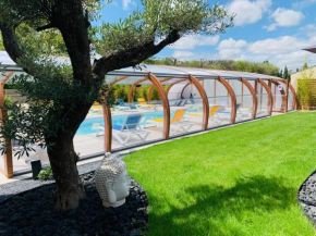 Гостиница Hôtel Clos Fleuri  Кастельнодари